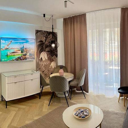 Târgu-Mureş Jeny Boutique Apartment מראה חיצוני תמונה